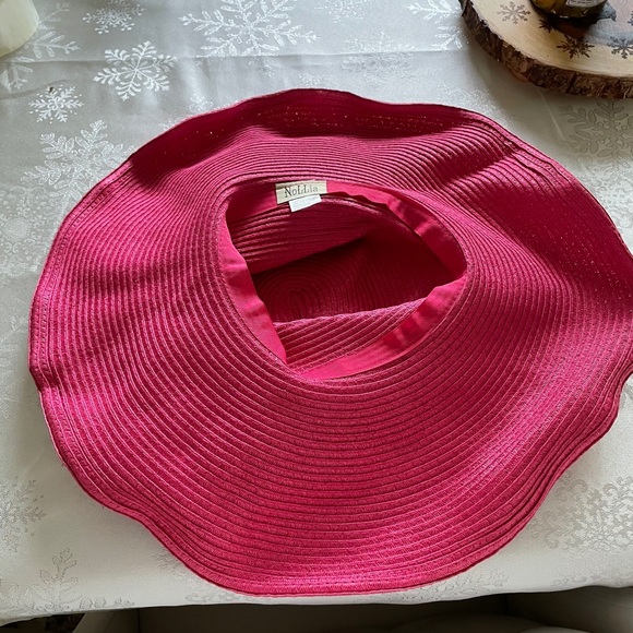 Pink Sun hat - Picture 4 of 4